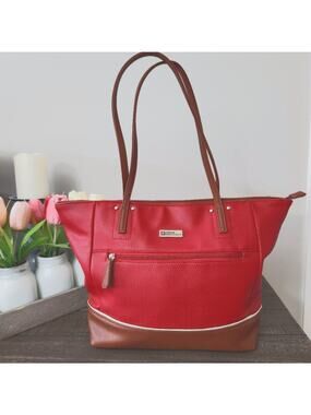 Stone Mountain Leather Tote bag with Zipper Pockets
